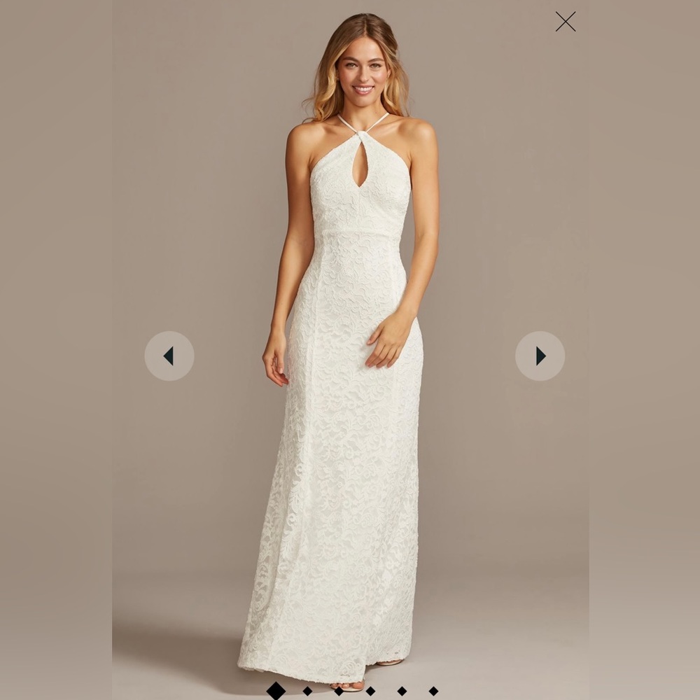 HALTER KEYHOLE LACE DRESS WITH LACE-UP